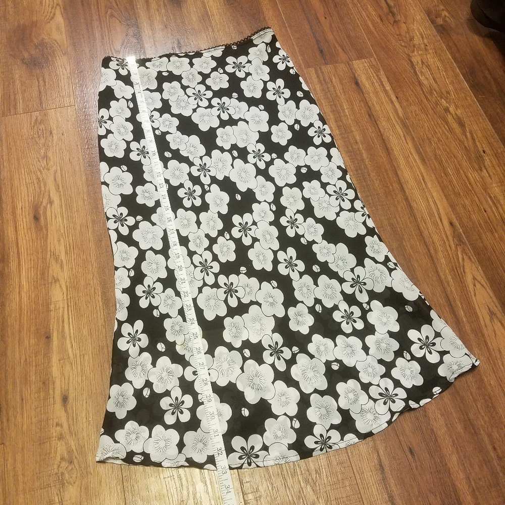 B&W Geri C. Midi Skirt